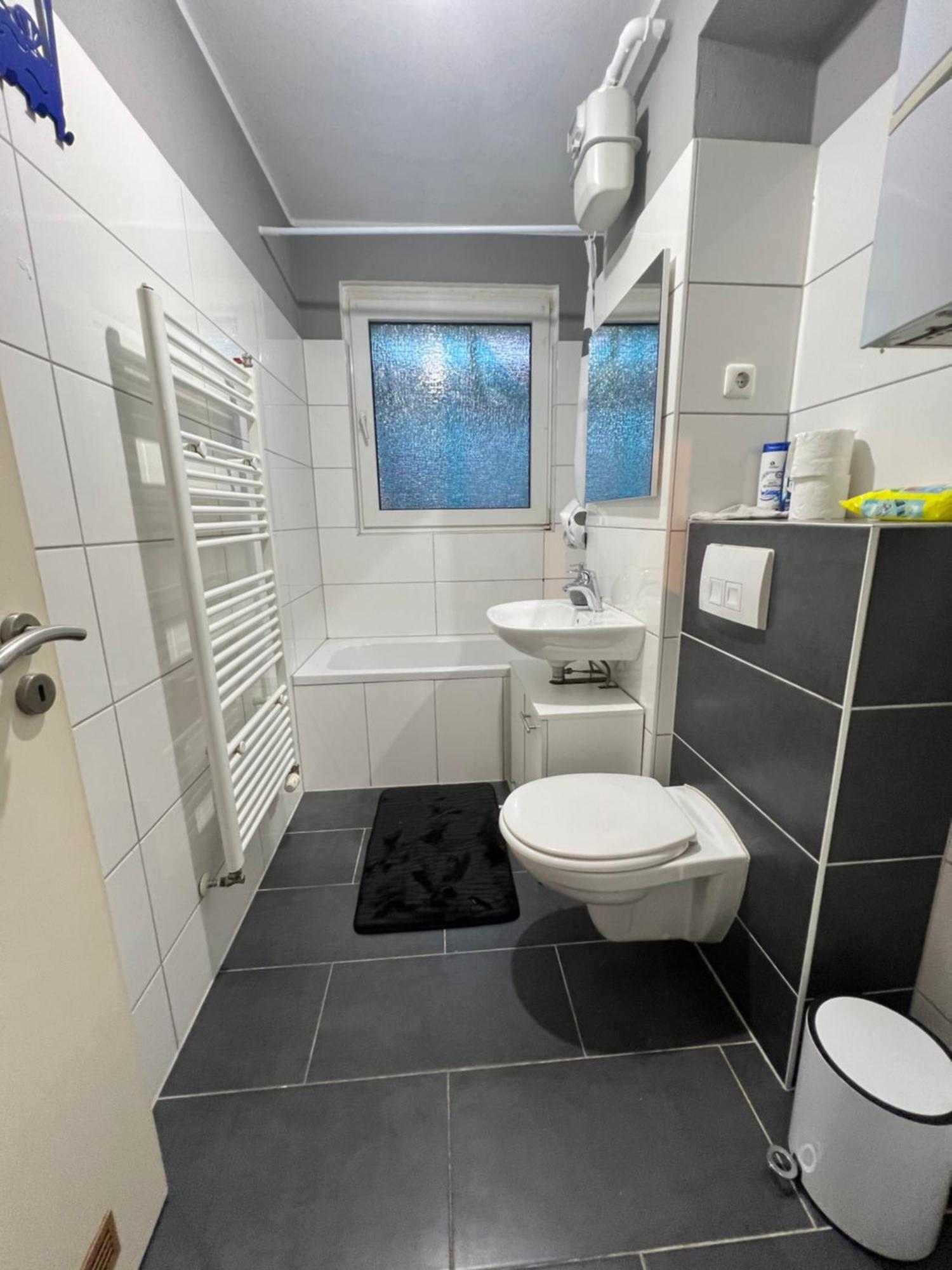 Gemuetliche Ferien-/Monteurenwohnung In Herne Extérieur photo